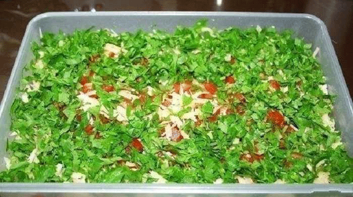 «Самый вкусный салат, который я когда-либо пробовала!» — это название салата