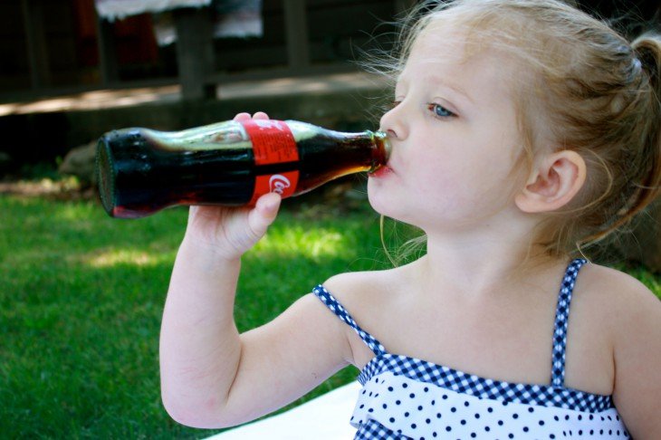 Вредна ли детям Кока-кола? Доктор Комаровский удивит ответом