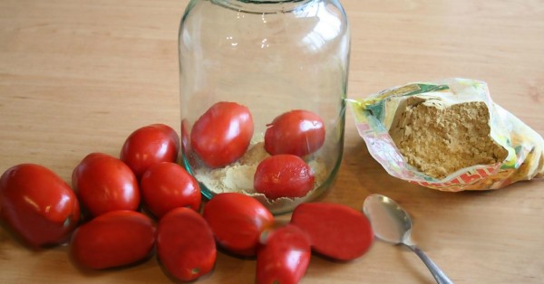 Как сохранить помидоры свежими несколько месяцев: простой и действенный трюк!