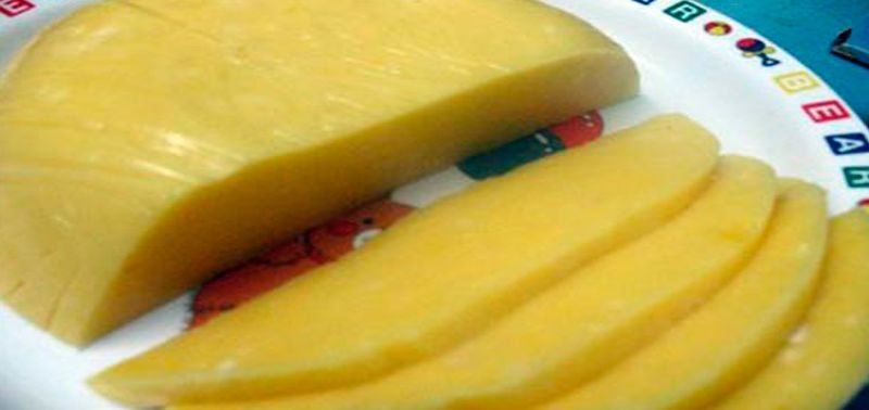 Рецепт самого вкусного домашнего сыра: получается вкусный и твердый, и без грамма химикатов