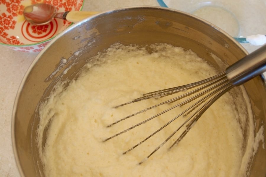 Пирог из заварного крема