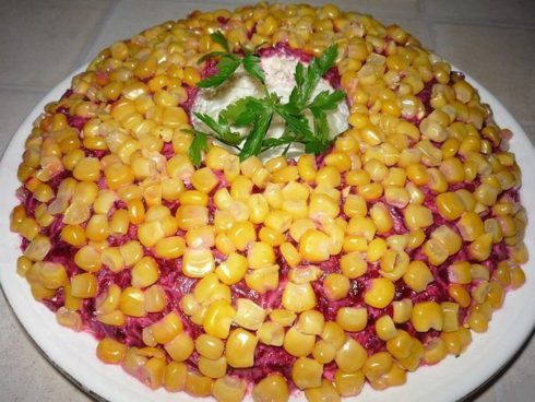 Топ — 10 рецептов приготовления праздничных салатов