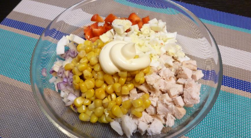 Пошаговый рецепт вкусного салатика с курицей и перцем