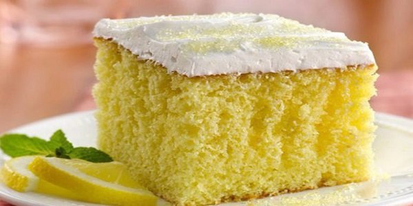 Лимонный пирог — десерт, который придется по вкусу всем поклонникам оригинальной выпечки. Соблазнительно ароматный, нежный, воздушный и аппетитный пирог получится «на отлично» даже у новичков