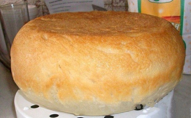 Печем душистый белый хлеб в мультиварке