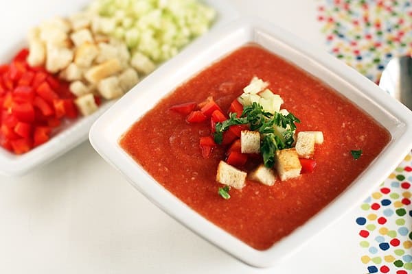 Суп гаспачо рецепт приготовления в домашних условиях. Холодный суп с горячими крутонами!